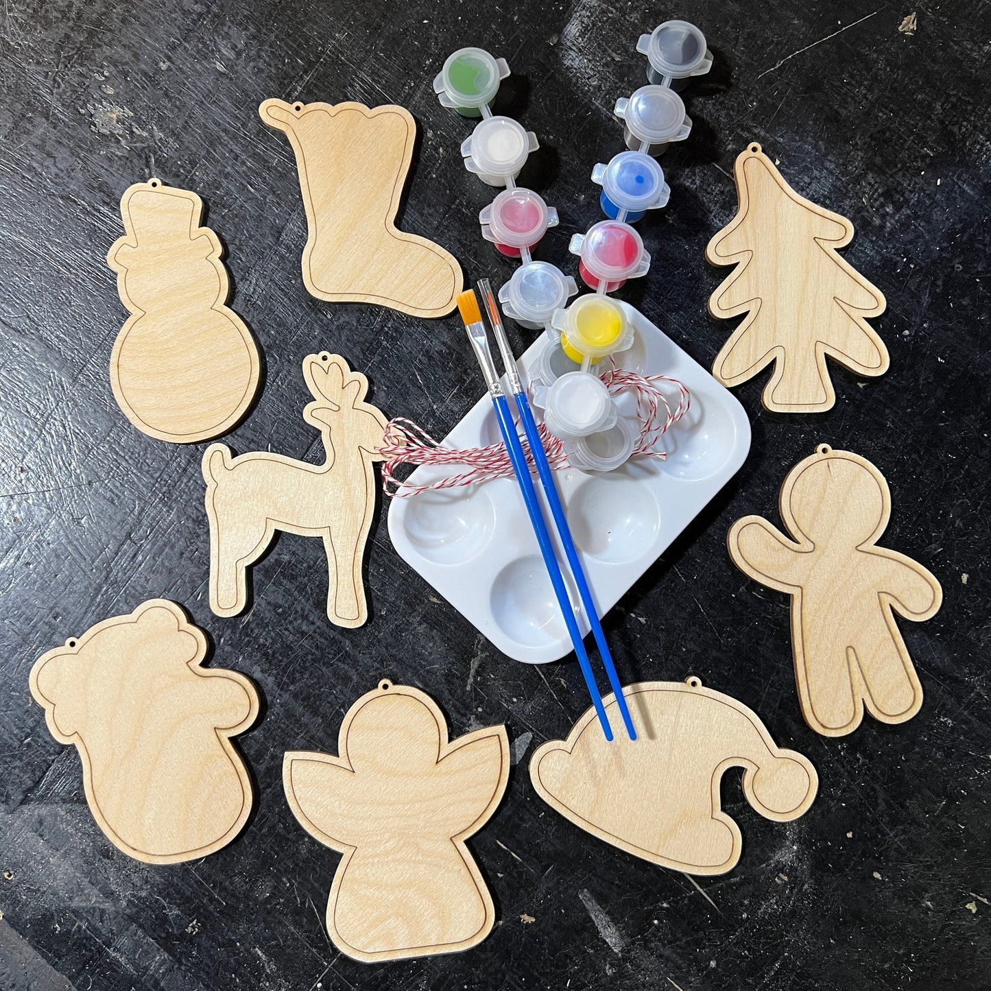 8 Christmas Holiday - Paint Your Own DIY Ornament - Ready to Make Craft Kit w/ Shapes Paint - Brushes - Palette - Gift For Kids & Adults