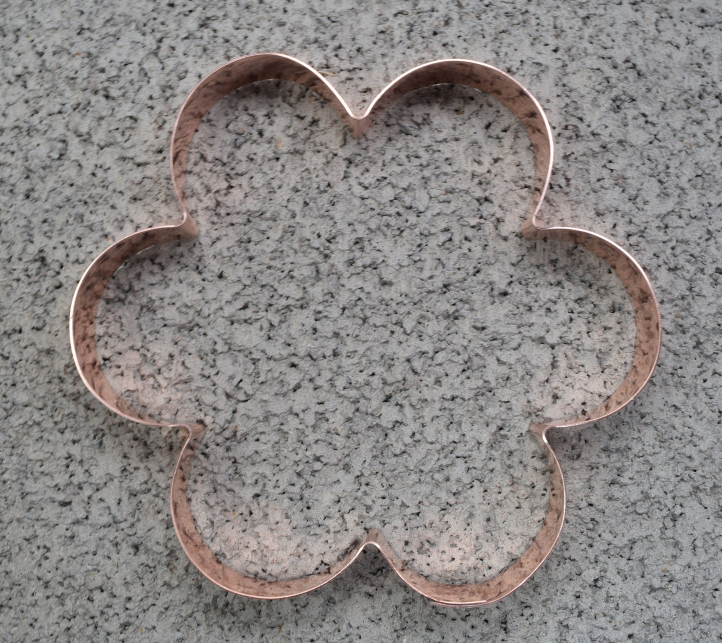 Chunky Retro Flower Cookie Cutter 5.25 X 5 inches - Handcrafted Copper Cookie Cutter by The Fussy Pup